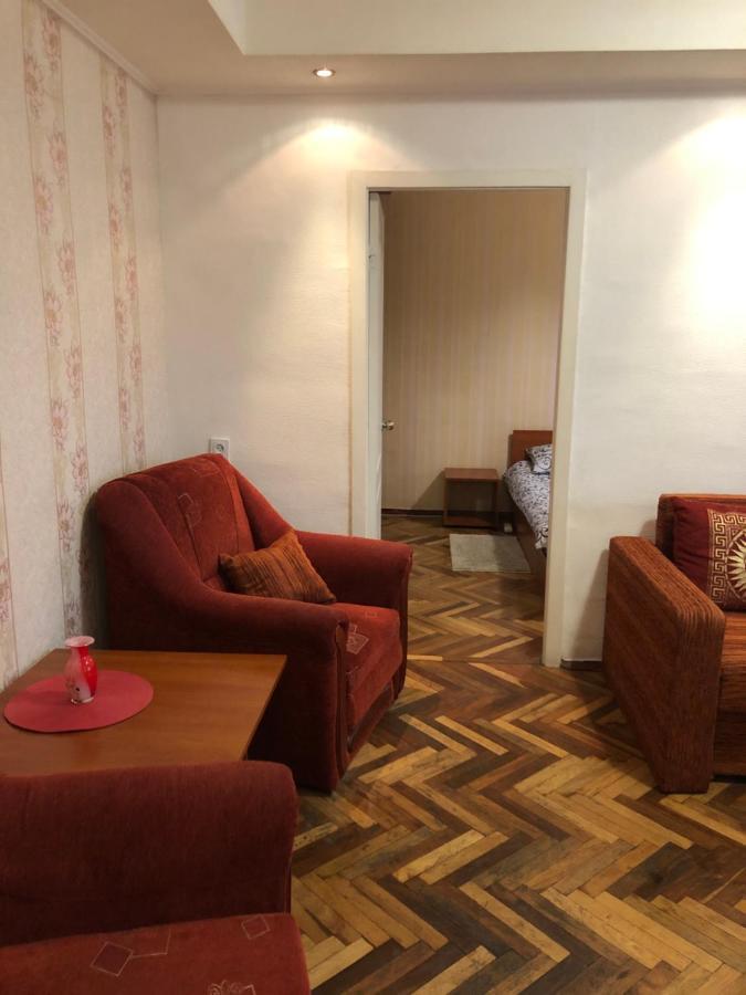 Kyiv Apartment On Peremohy Avenue 16 Daily Rent ภายนอก รูปภาพ